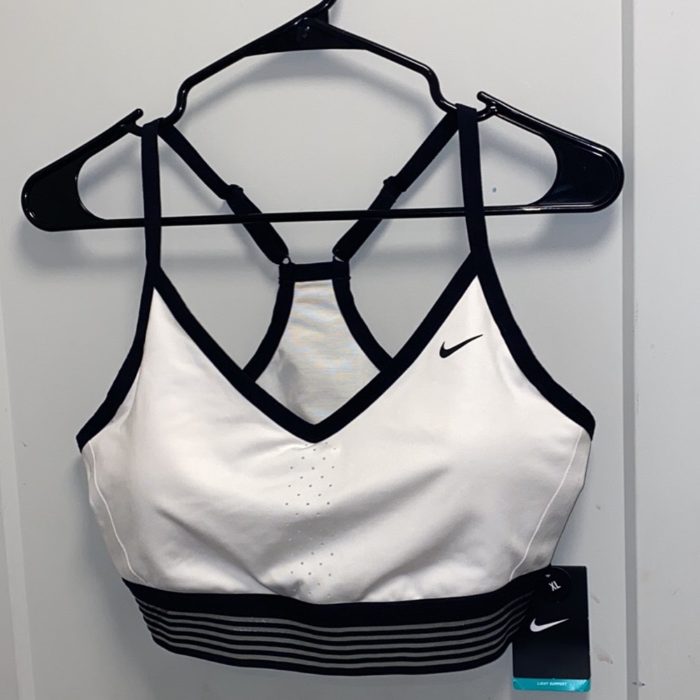 Nike sport braw